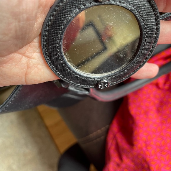 SOLD. Tory Burch Robinson Tote Bag. Large. GUC - Picture 12 of 14